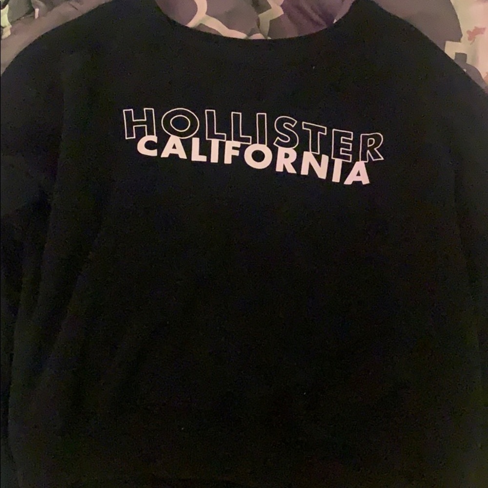 hollister pull over